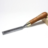 Стамеска плоская изогнутая Narex с ручкой Wood Line Plus 25 мм